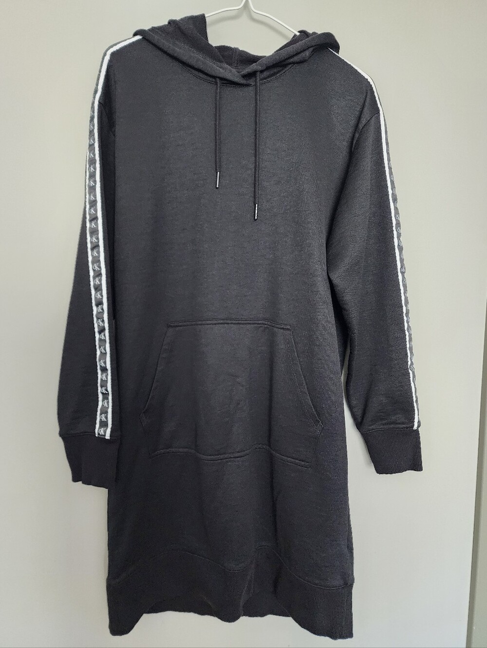Calvin Klein Jeans Hooded Dress Pullover Sweater with White Stripe Size Medium